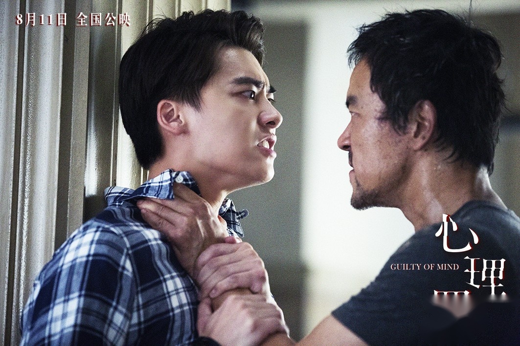 天才实习生方木与警队资深"老司机"邰伟从剑拔弩张,互相鄙视,到互诉