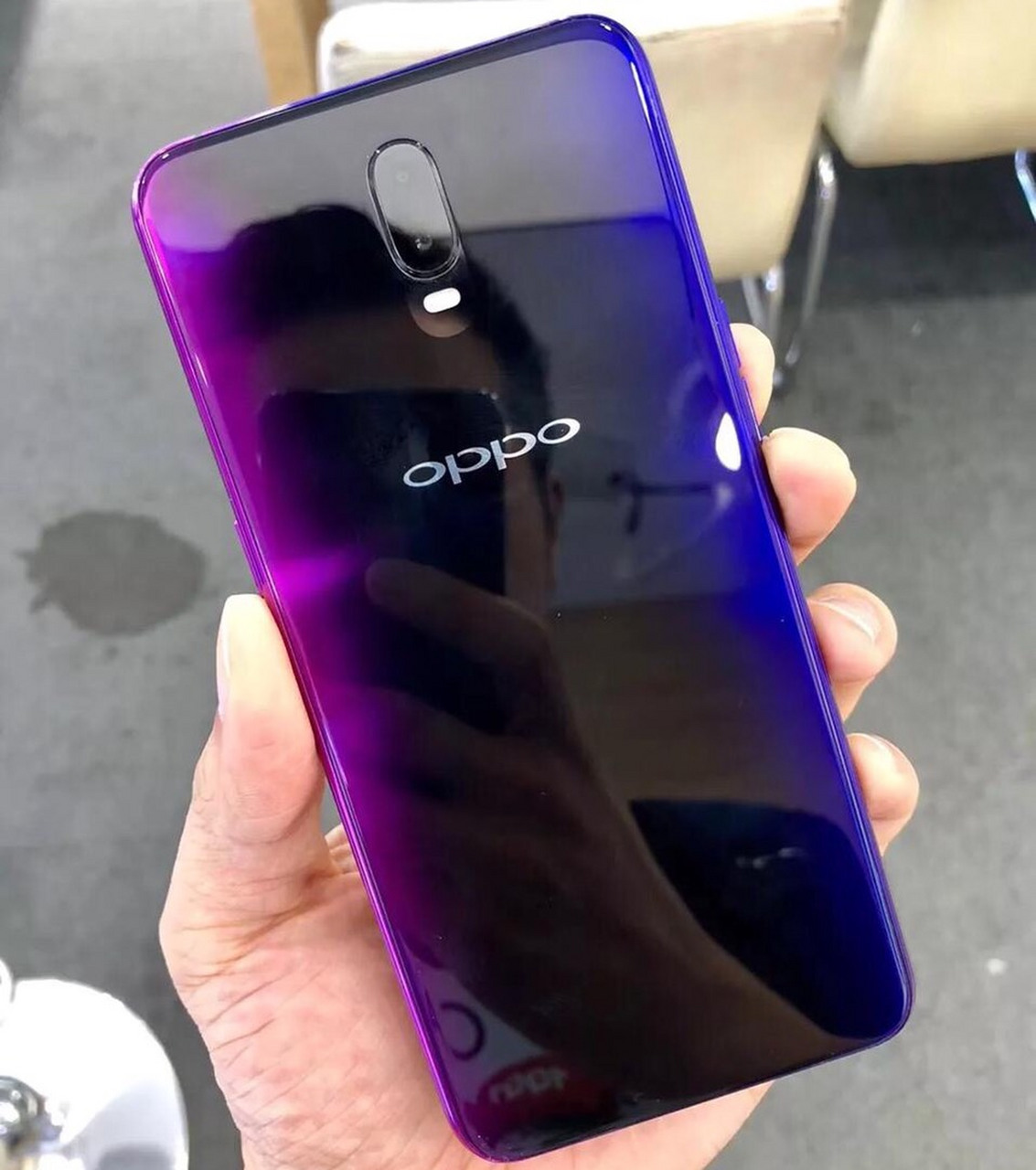 oppor17霓光紫图片