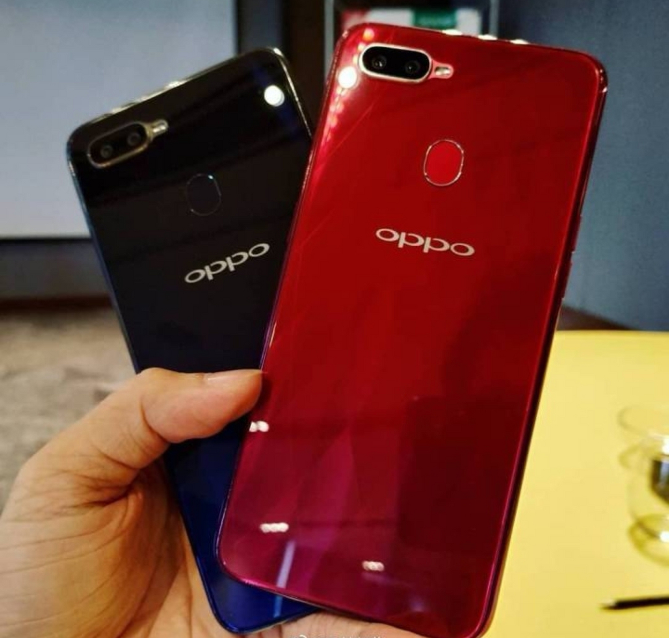 这就是oppof9的真机图,看来,真的是便宜之下必有"低颜值"啊.