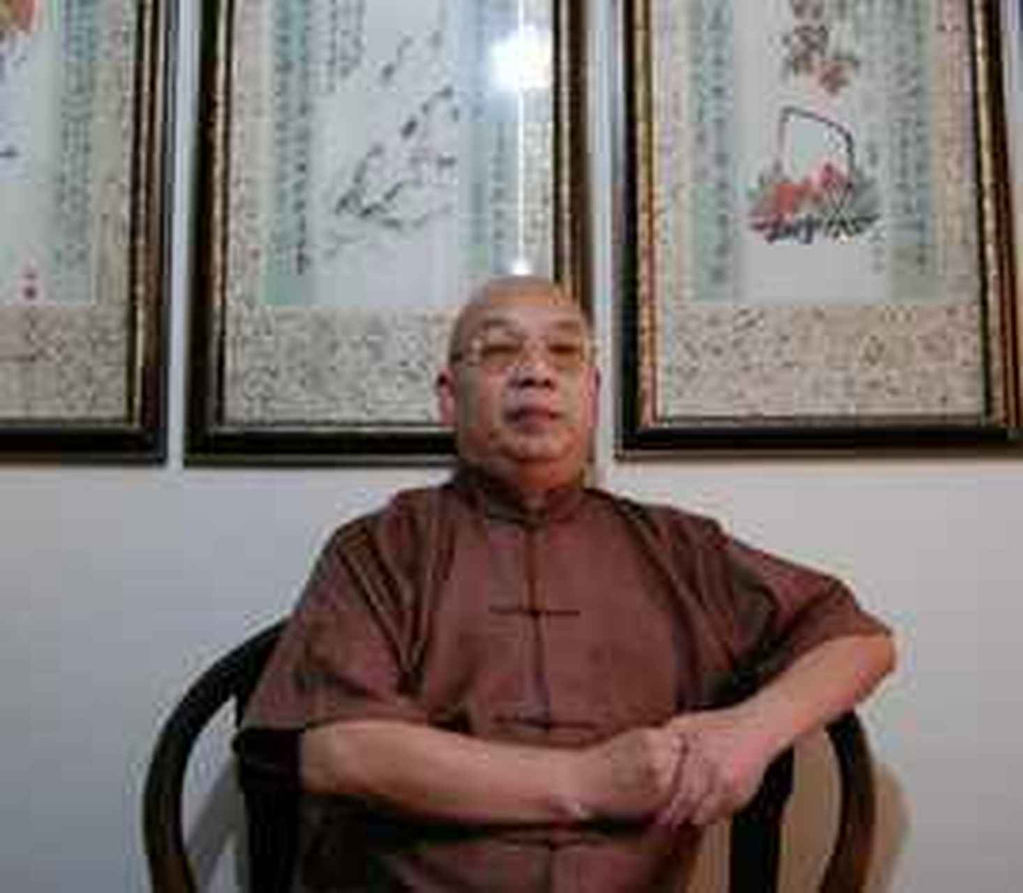 张寿石,中国著名国画艺术家,书法艺术家和篆刻艺术家.