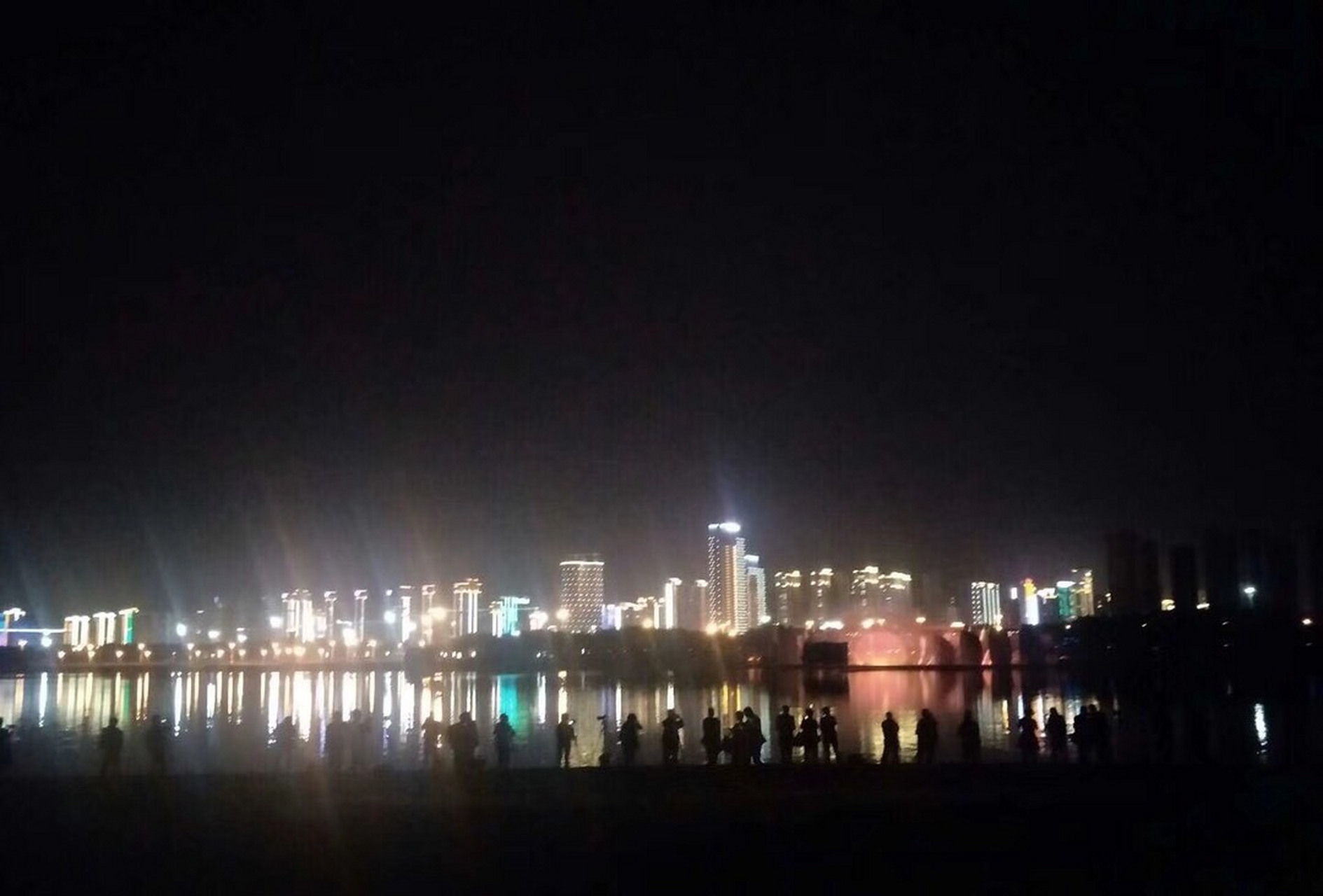 刘全指出,房地产"夜壶理论"启用!